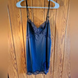 Victoria Secret Black Slip Nightie Gown Dress Lace Lightweight Sleep PJs